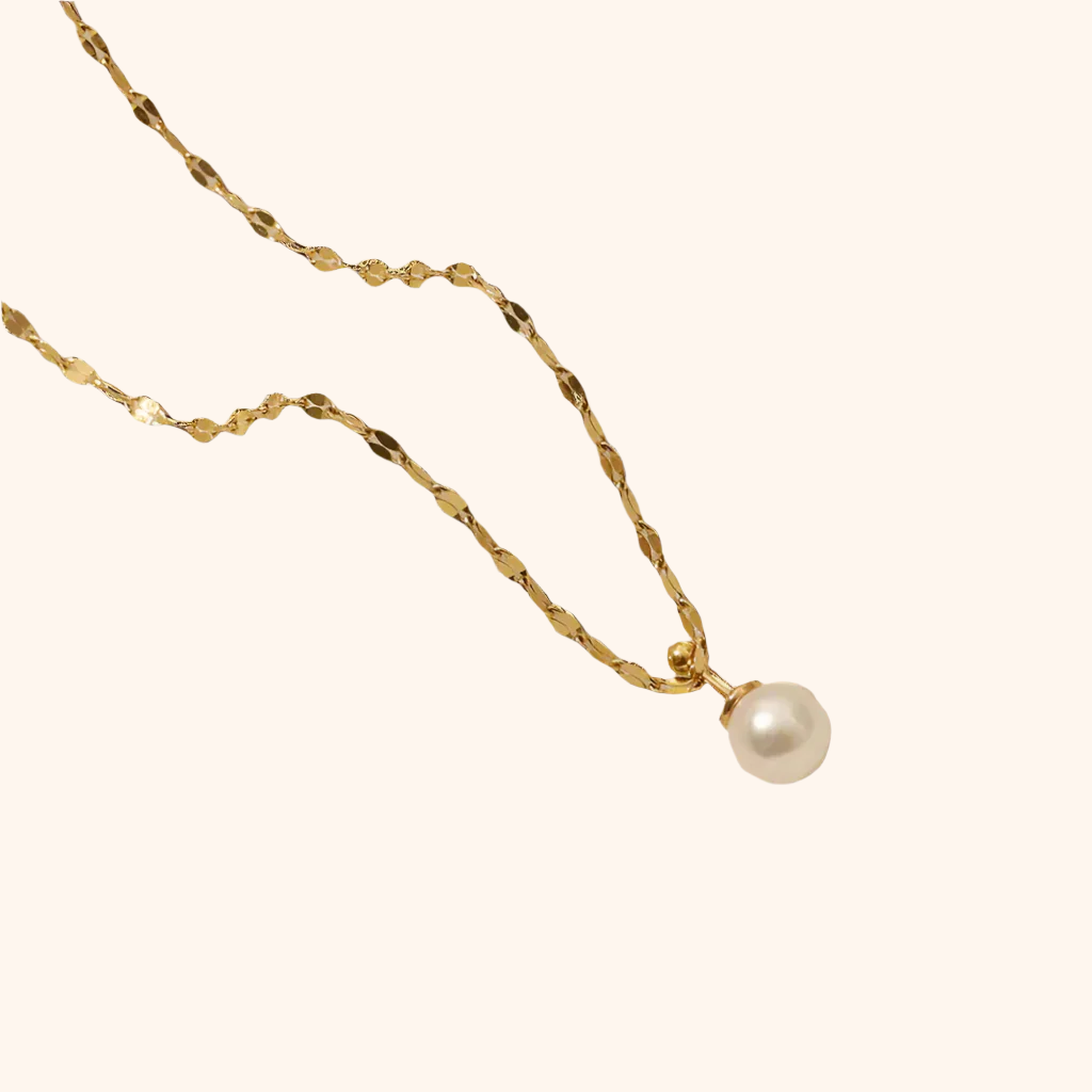 Pressie Golden Elegance Pearl Necklace, 18K gold plated, 16 inch, adjustable