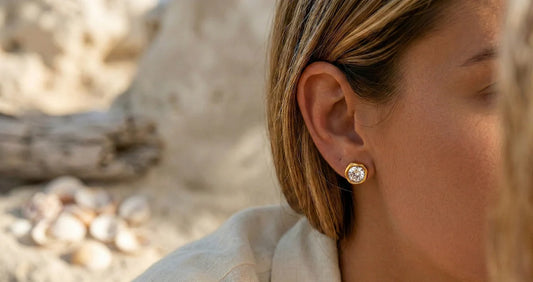 How to Select Waterproof Jewelry That Lasts