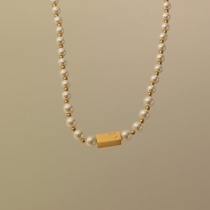 Classic Pearl Gold Heart Necklace