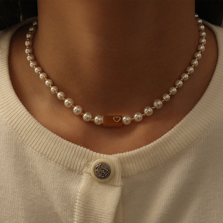 Classic Pearl Gold Heart Necklace