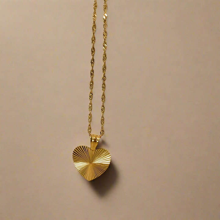 Golden Heart Radiance Necklace