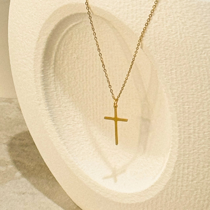 Dainty But Elegant Cross Charm Necklace